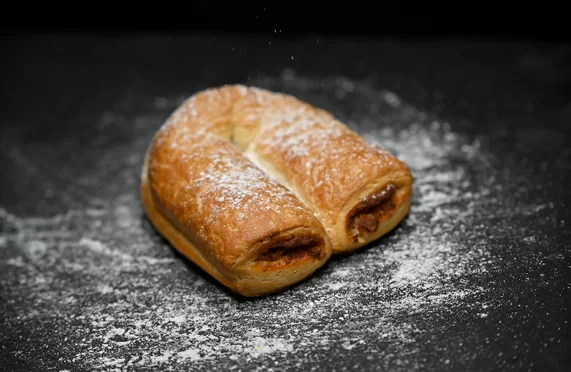 Crescent with walnut filling 